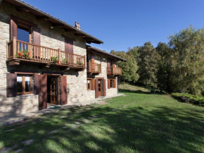  Attractive apartment in Netro with garden  Нетро